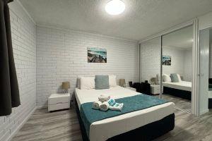 Отель «Trickett Gardens Holiday Inn», Голд-Кост