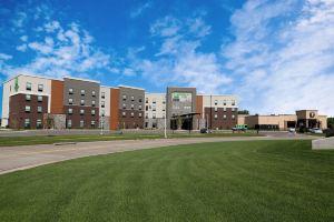 Holiday Inn & Suites SIOUX FALLS - AIRPORT by IHG, Су-Фолс