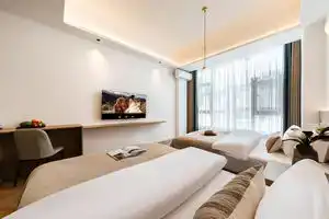 Bosen Smarthotel, Дали