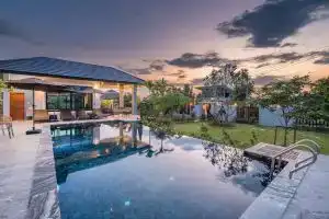 The garden pool villa resort at doisaket, Дой Сакет