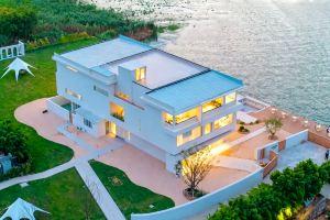 Floral Lux Hotel·Oasis Lakeside Hot Spring Hotel, Сучжоу