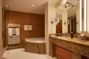 H4 Hotel Hannover Messe, Ганновер