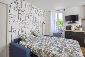 2BR 500sq Comic Spirit comfy feel like home, Ангулем