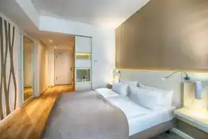 Leonardo Hotel Berlin Mitte, Берлин