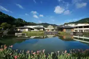 Shenzhen Silver Lake Conference Center Hotel, Шэньчжэнь