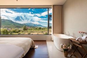 Wanning | Slow Time · Villa Snow Mountain View Resort Courtyard-Style Hotel, Лицзян