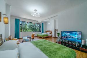Lijiang Pujiu Light Luxury Accommodation, Лицзян