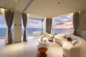 Отель «Sanya Jing Yao Sea View Inn», Санья