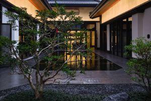 Morning and Evening Courtyard Guesthouse, Сиань