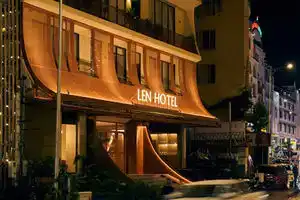 Len's Hotel, Далат