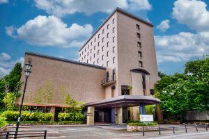 ROYAL PINES HOTEL YONEZAWA, Йонедзава