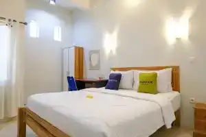 Urbanview Hotel Wayan Mansion, Денпасар