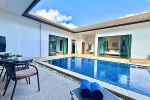 Cozy Private Pool Villa near Golf Club Laguna beaches, Панва