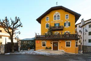 Ambra Cortina Luxury&Fashion Hotel, Кортина д'Ампеццо