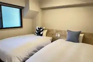 GarlandCourt Usami, Ито