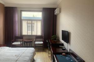 Lvfeng Hotel, Дали