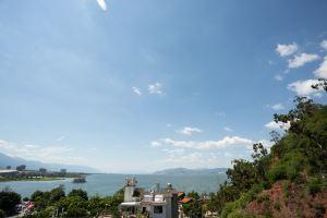Qiaoyu Homestay, Дали