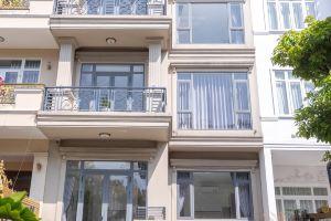 Bin Bin Hotel 7 - Near Ton Duc Thang University, Хошимин