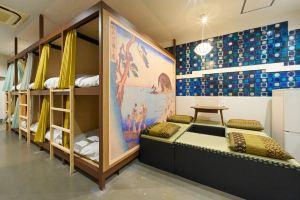 Yokohama Chinatown 3 min walk / Motomachi & Nihon-Odori Station 5 min walk / Cabin-style rooms, Кавасаки