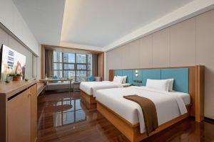 Отель «Shenzhen Ramada Plaza, North Railway Station», Шэньчжэнь