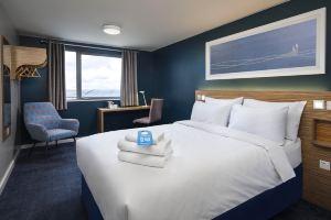 Travelodge Caerphilly Hotel, Кардифф