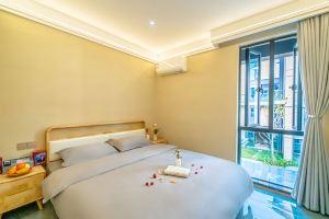 Lijiang · Zhushuiju · Family-friendly Scenic View Resort & Homestay (Zhongjihai Park Branch)(丽江·逐水居·亲子观景度假美宿(中济海公园店)), Лицзян