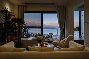 The better, under the green shade trees, forest garden full sea view holiday villa, Дали