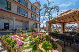 Ximing·Luxury Smart Holiday Courtyard (Lijiang Shuhe Ancient Town Store), Лицзян