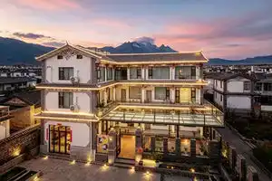 Lanyue · YinShe Boutique Design Guesthouse (Dali Ancient City South Gate), Дали