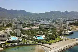 Oscar Resort Hotel, Кирения