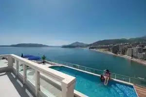 Romi Ponta Nova, Рафаиловичи
