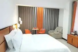 Dali Yaqi Holiday Hotel, Дали