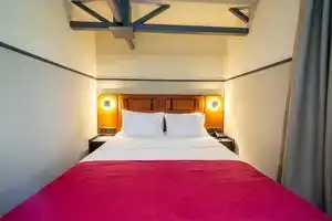 Nobo Hotel Tbilisi, Тбилиси