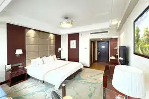 Qingdao Litian Hotel, Циндао