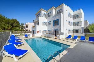 Apartamentos Falcó, Порт-де-Полленка