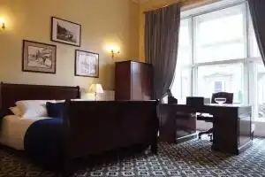 Thistle Hotel, Эдинбург