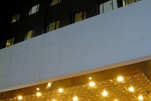 HOTEL LiVEMAX BUDGET Kagoshima Tenmonkan, Кагосима