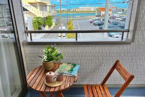 ZZOKIAI Purple Leaf!Only 30 seconds walk to seaside!Maximun 10 persons!, Наха