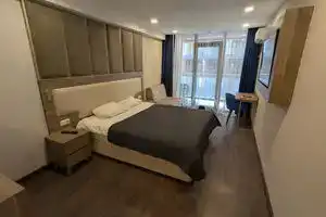 Delux Space, Батуми