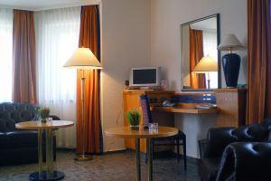 Pension and Eiscafe am Weideweg, Хемниц