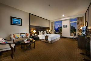 Zephyr Suites Boutique Hotel, Ханой