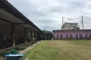 Three Bays Resort, Прачуапкхирикхан