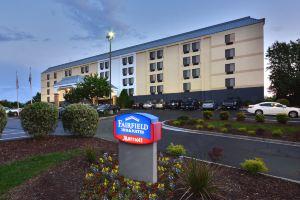 Fairfield Inn & Suites Winston-Salem Hanes Mall, Уинстон-Салем