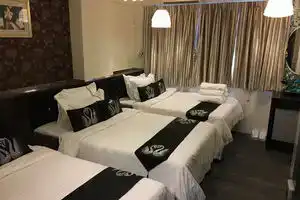 Seasons Hotel-Causeway Bay, Гонконг