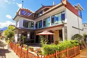 Shiwei Hostel, Лицзян