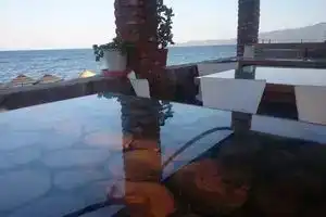 Mutlu, Сиде