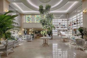 Au Lac Charner Hotel, Хошимин