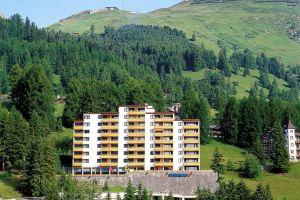 Guardaval 9, Давос