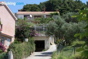 Apartments and Rooms with Parking Space Palit, Rab - 3195, Раб