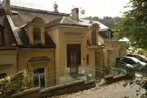 Apartment No. 5 Luční Vrch 11, Карловы Вары